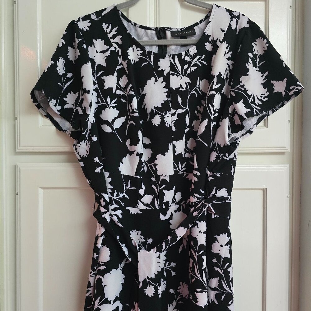 Lane Bryant Black and White Floral Blouse with Tie-Waist, Size 20